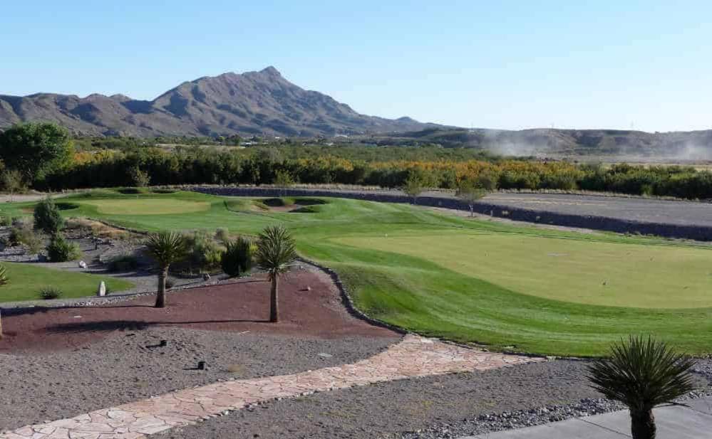 Turtleback Oasis - Minutes To Lake, Hot Springs, Golf - Luxurious, Spacious And Equipped Elephant Butte Exterior photo